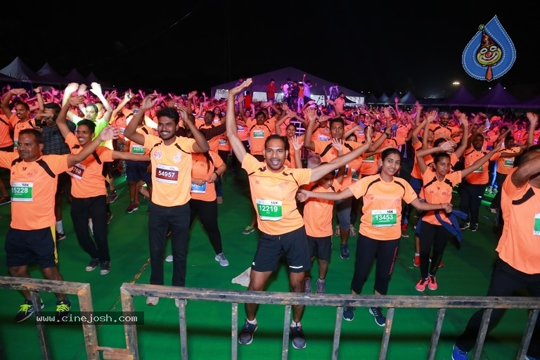 Celebs Participated In 10k Run - 32 / 39 photos