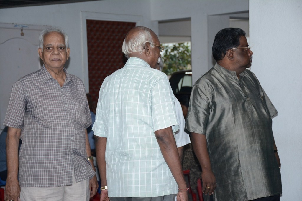 Celebs Pay Homage to K Balachander Son - 10 / 122 photos