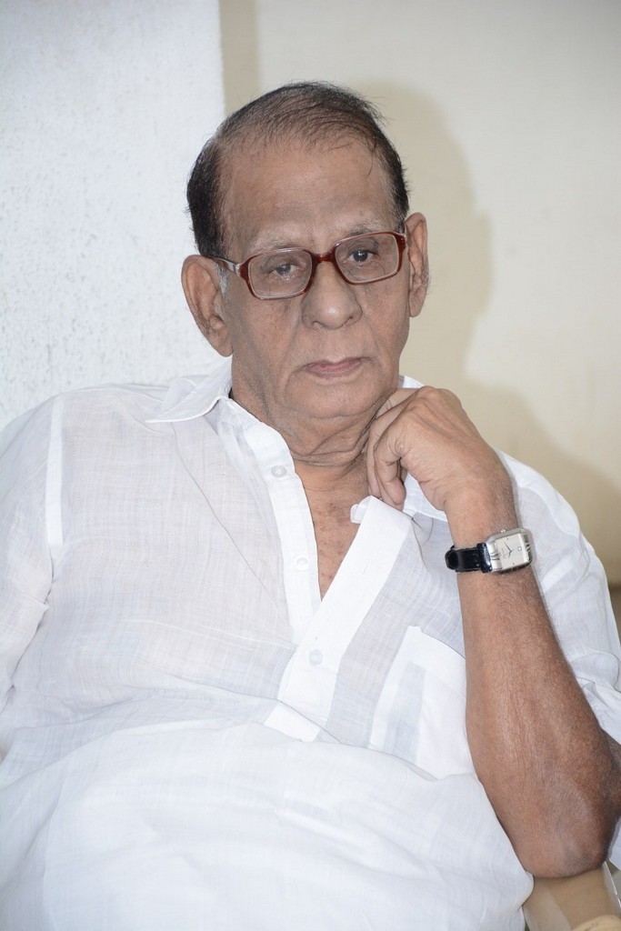 Celebs Pay Homage to K Balachander Son - 104 / 122 photos
