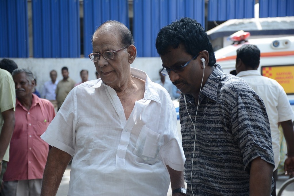 Celebs Pay Homage to K Balachander Son - 112 / 122 photos
