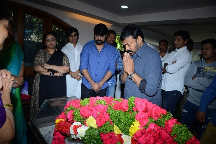 Celebs Pay Homage to Srikath Father - 2 / 36 photos