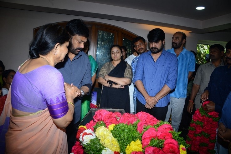 Celebs Pay Homage to Srikath Father - 4 / 36 photos