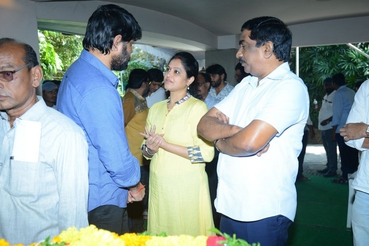 Celebs Pay Homage to Srikath Father - 5 / 36 photos