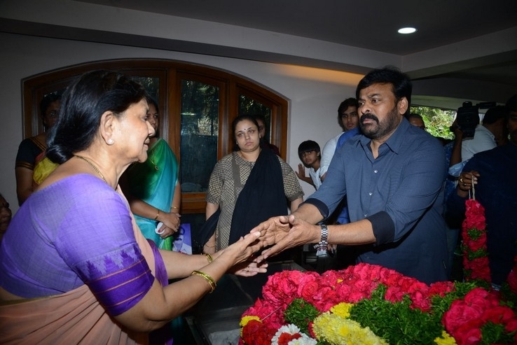 Celebs Pay Homage to Srikath Father - 23 / 36 photos