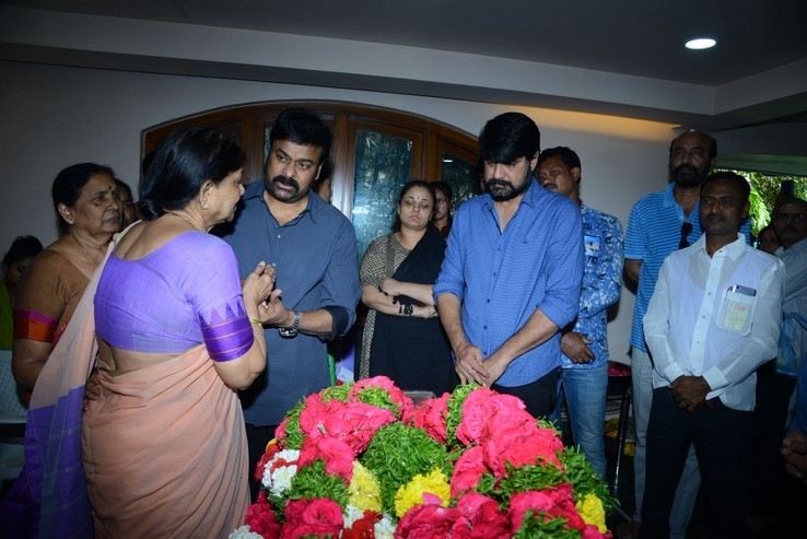 Celebs Pay Homage to Srikath Father - 27 / 36 photos