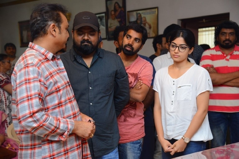 Celebs Pay Homage To Vijaya Nirmala 03 - 23 / 61 photos