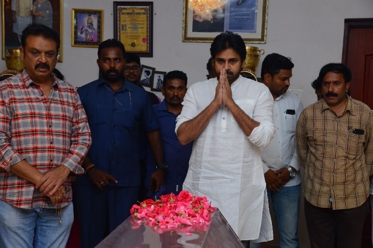 Celebs Pay Homage To Vijaya Nirmala 03 - 46 / 61 photos