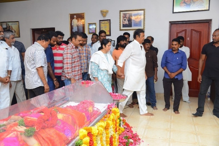 Celebs Pay Homage To Vijaya Nirmala 03 - 58 / 61 photos