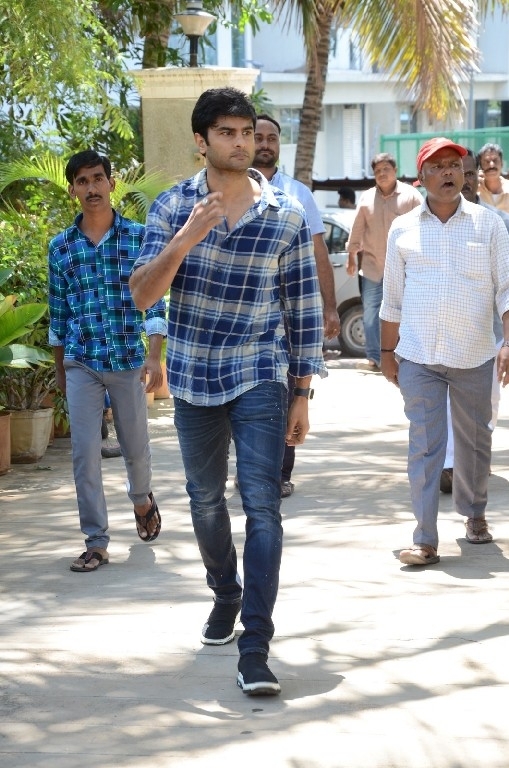 Celebs Pay Homage To Vijaya Nirmala 01 - 32 / 41 photos