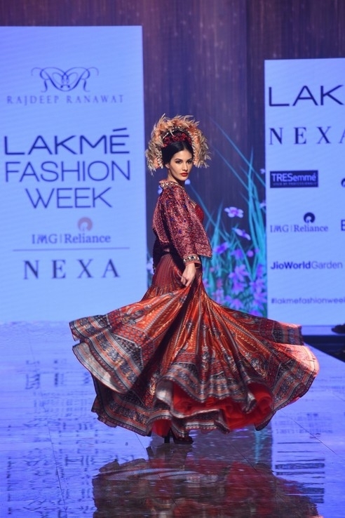 Celebs RampWalk at Lakme Fashion Week 2020 - 9 / 84 photos