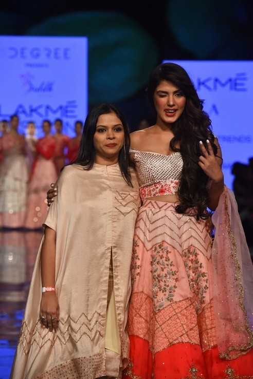 Celebs RampWalk at Lakme Fashion Week 2020 - 14 / 84 photos