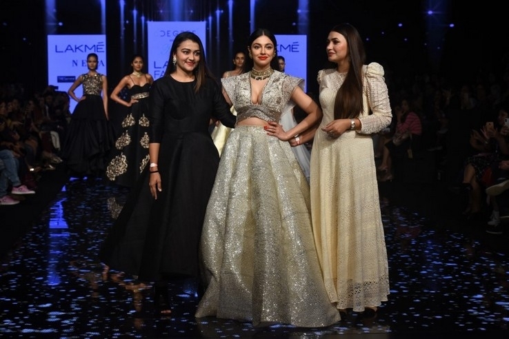 Celebs RampWalk at Lakme Fashion Week 2020 - 17 / 84 photos