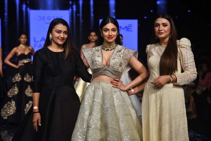 Celebs RampWalk at Lakme Fashion Week 2020 - 71 / 84 photos
