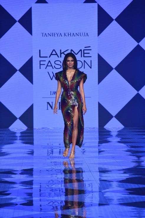 Celebs RampWalk at Lakme Fashion Week 2020 - 84 / 84 photos