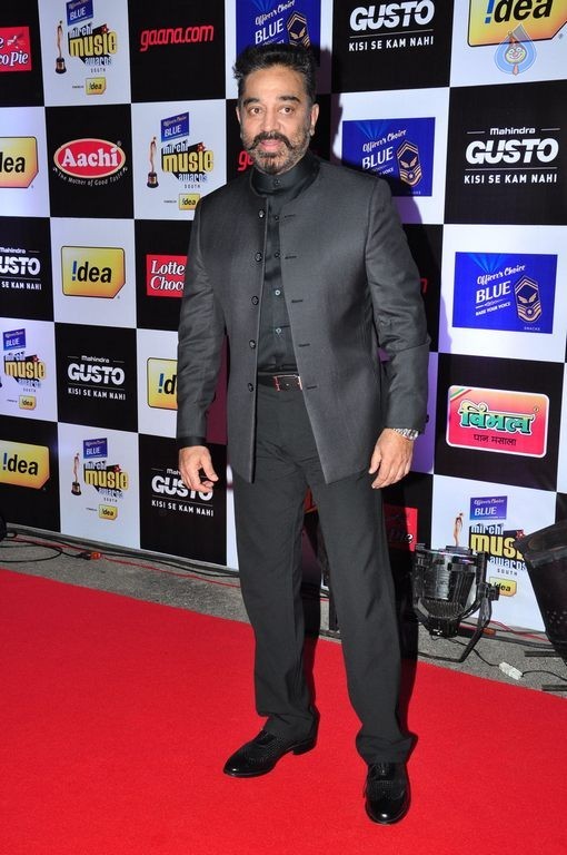 Celebs at Mirchi Music Awards 2014 Photos 1 - 24 / 68 photos