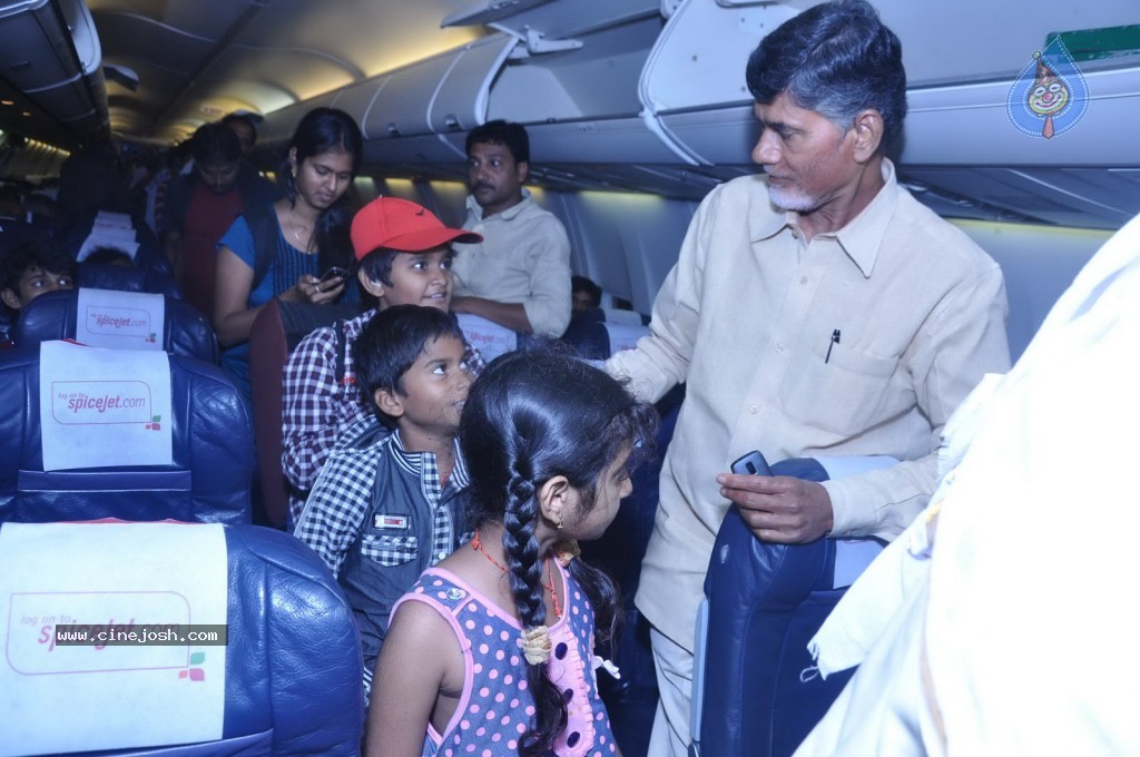 TDP Chandrababu Naidu at Shamshabad Airport - 43 / 56 photos