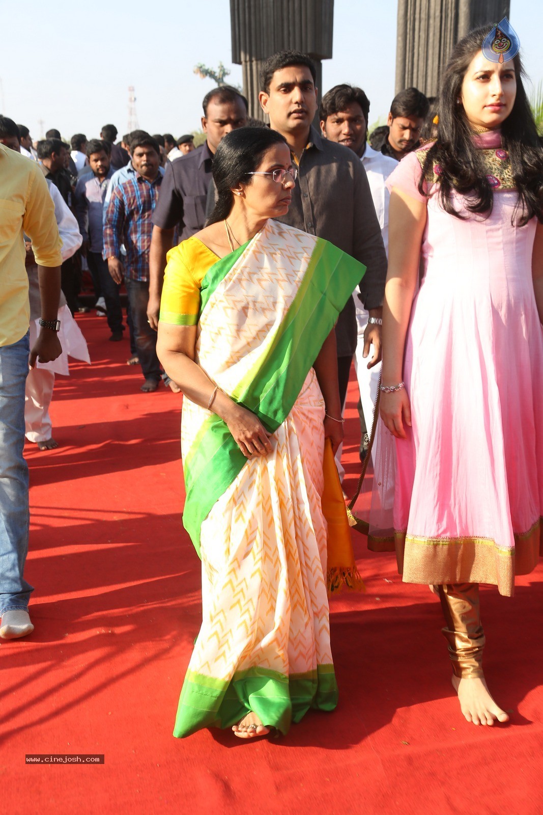 Chandrababu Naidu Family at NTR Ghat - 43 / 90 photos