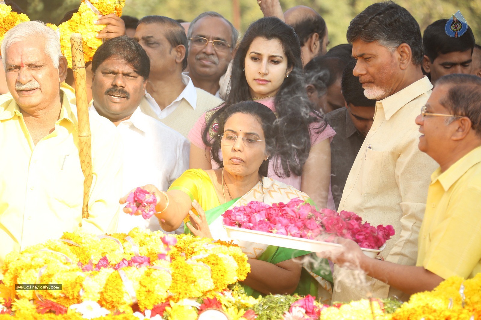 Chandrababu Naidu Family at NTR Ghat - 58 / 90 photos