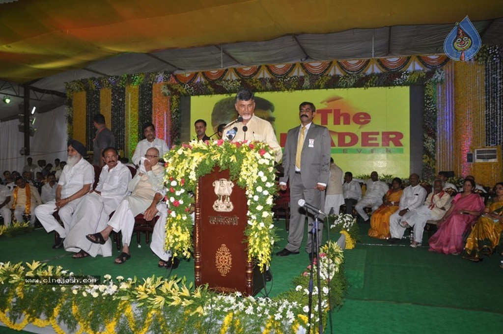 Chandrababu Naidu Sworn in as Andhra Pradesh CM - 41 / 150 photos