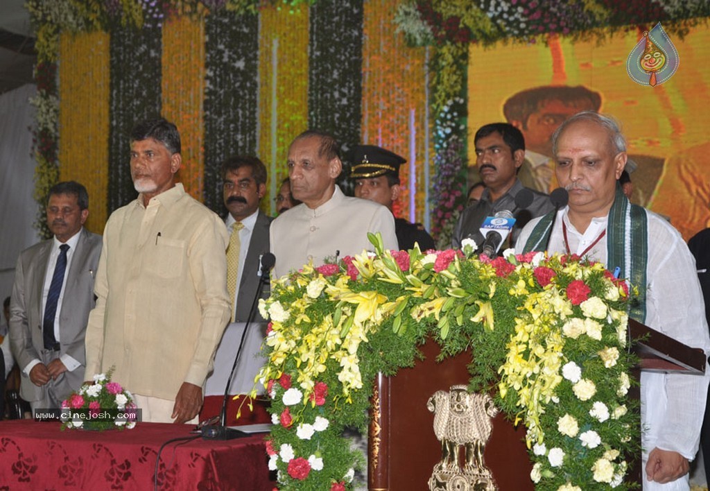 Chandrababu Naidu Sworn in as Andhra Pradesh CM - 80 / 150 photos