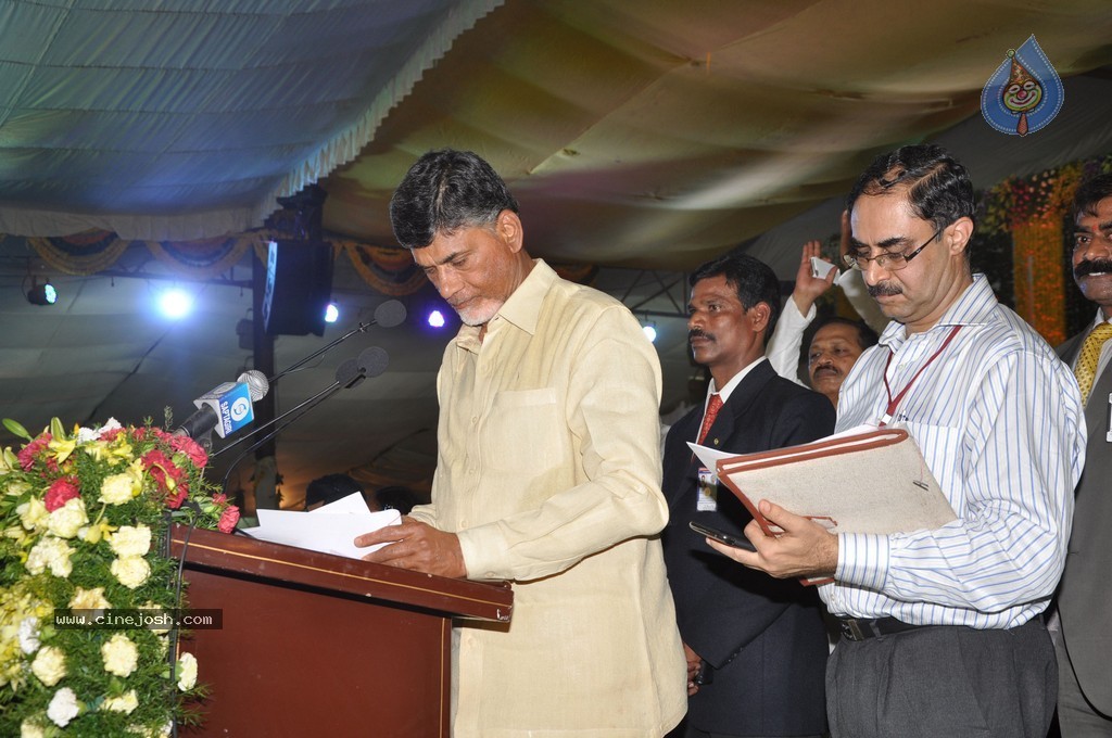 Chandrababu Naidu Sworn in as Andhra Pradesh CM - 88 / 150 photos
