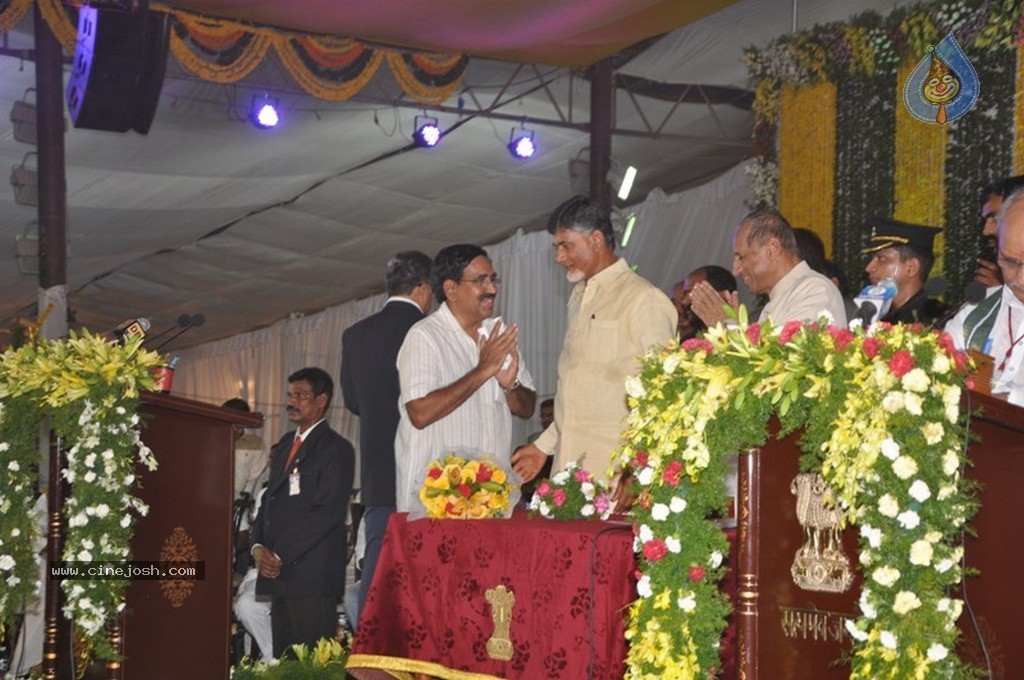 Chandrababu Naidu Sworn in as Andhra Pradesh CM - 96 / 150 photos