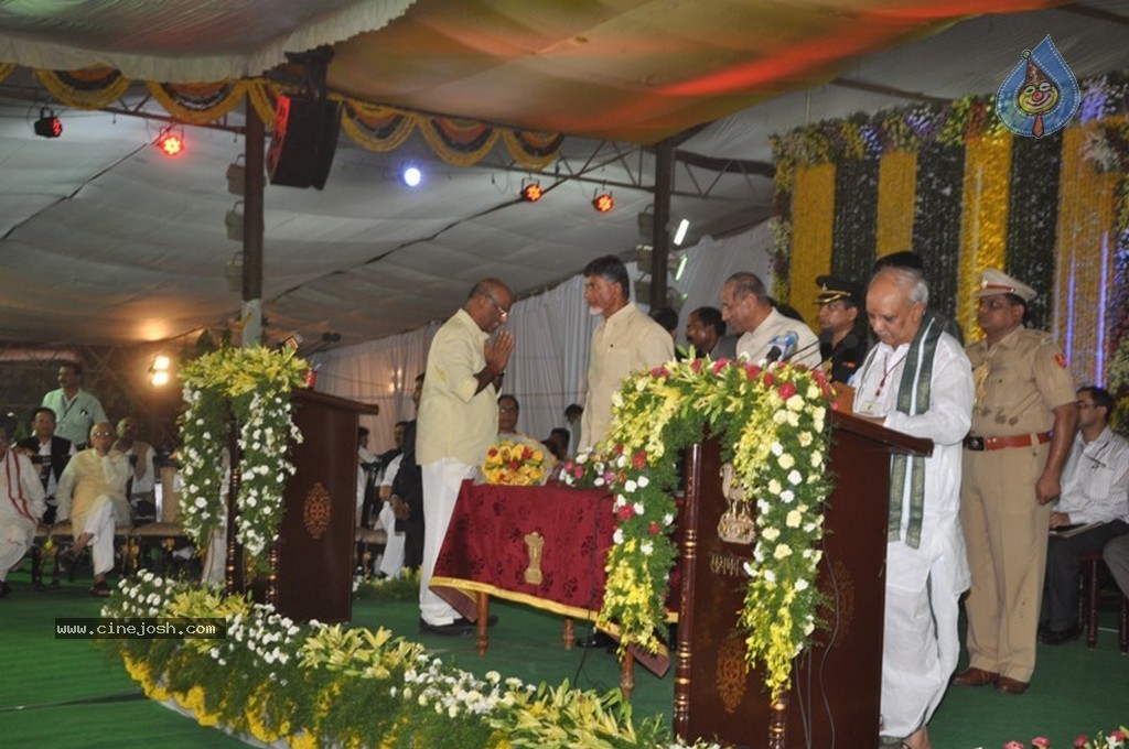 Chandrababu Naidu Sworn in as Andhra Pradesh CM - 107 / 150 photos