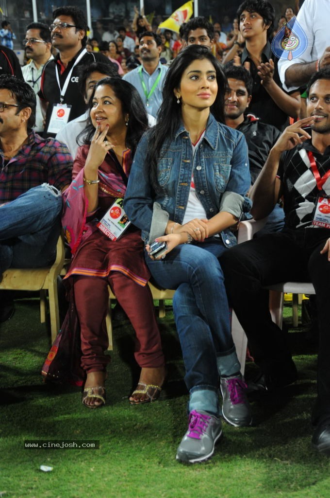 Chennai Rhinos vs Karnataka Bulldozers Final Match Cup Photos - 27 / 56 photos