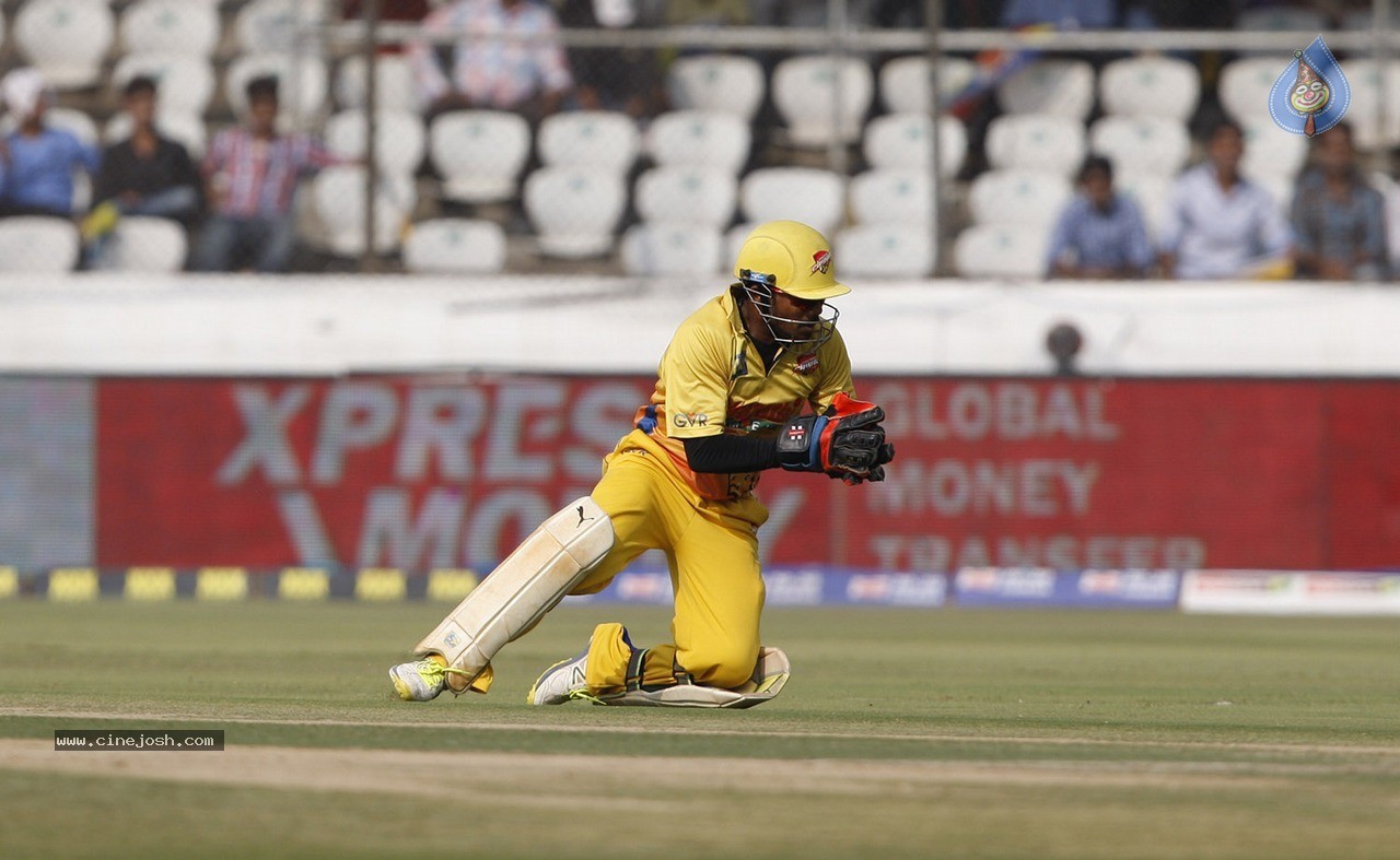 Chennai Rhinos Vs Karnataka Bulldozers Match Photos - 46 / 150 photos