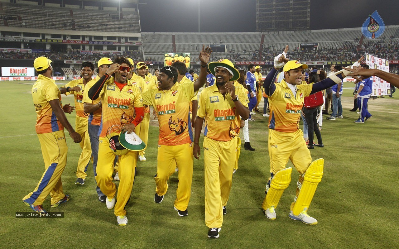 Chennai Rhinos Vs Karnataka Bulldozers Match Photos - 117 / 150 photos