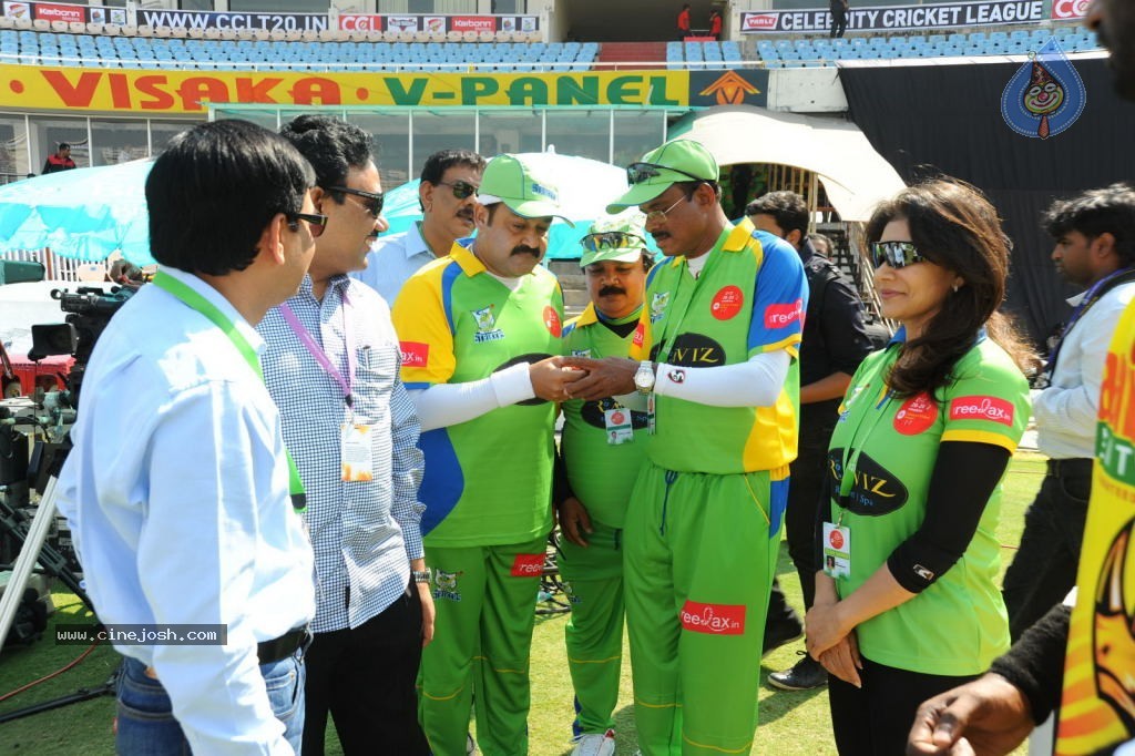 Chennai Rhinos Vs Kerala Strikers Match Photos 01 - 57 / 131 photos