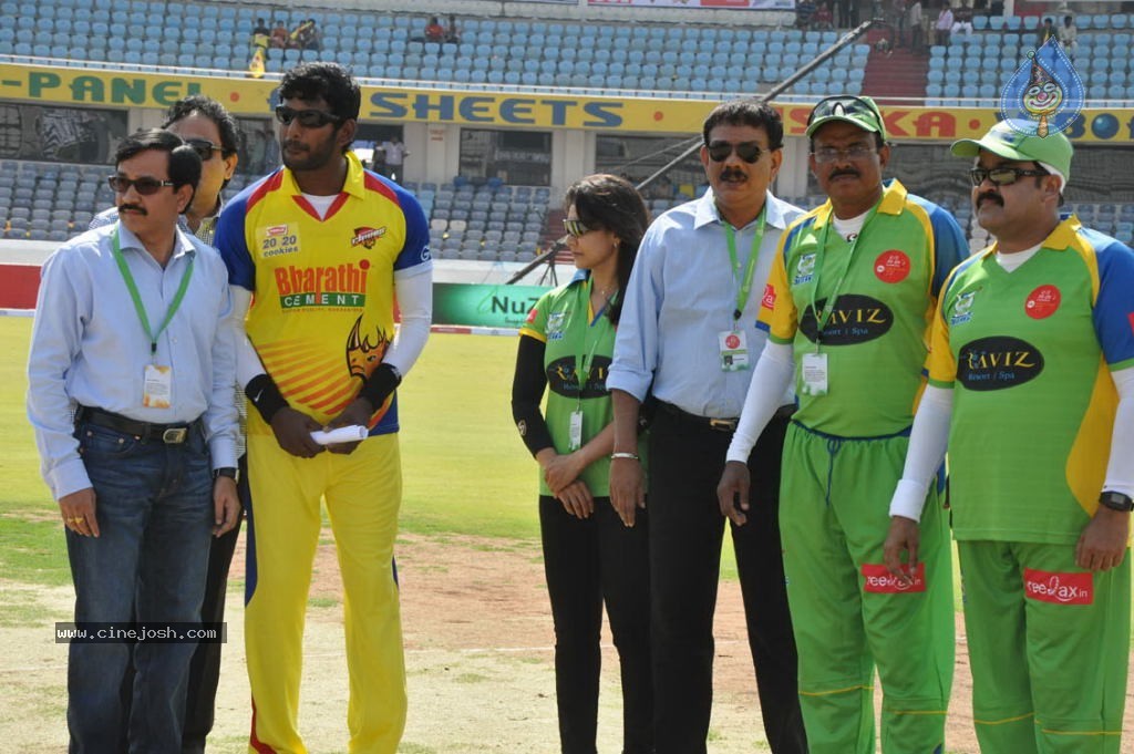 Chennai Rhinos Vs Kerala Strikers Match Photos 01 - 115 / 131 photos