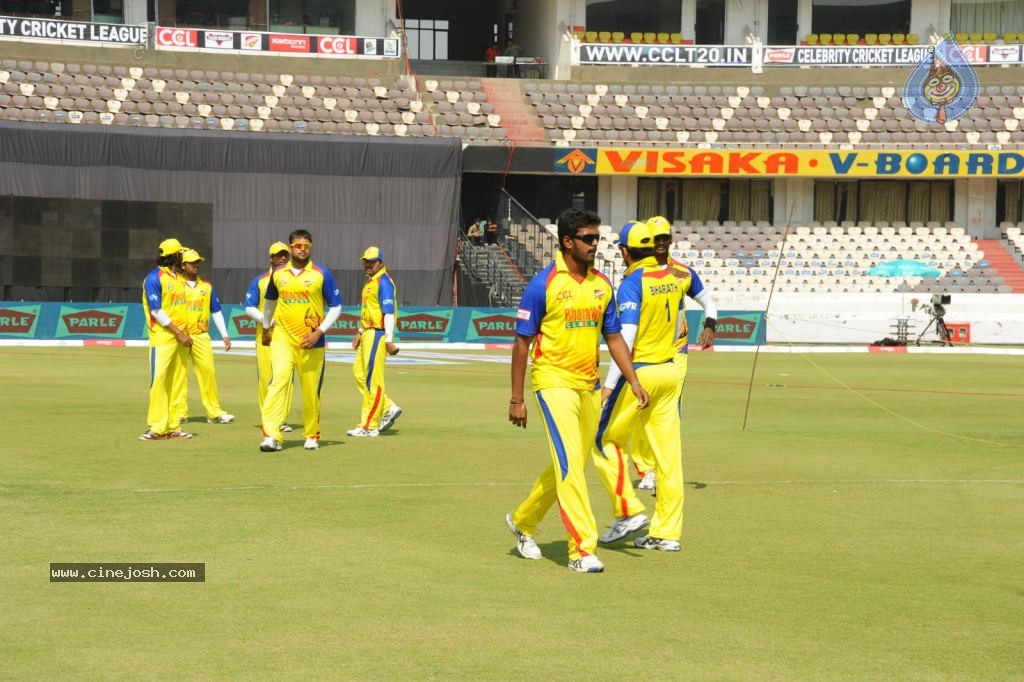 Chennai Rhinos Vs Kerala Strikers Match Photos 02 - 7 / 105 photos