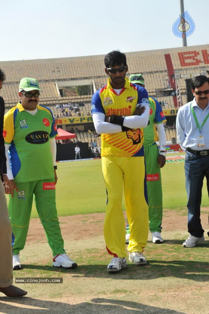 Chennai Rhinos Vs Kerala Strikers Match Photos 02 - 41 / 105 photos