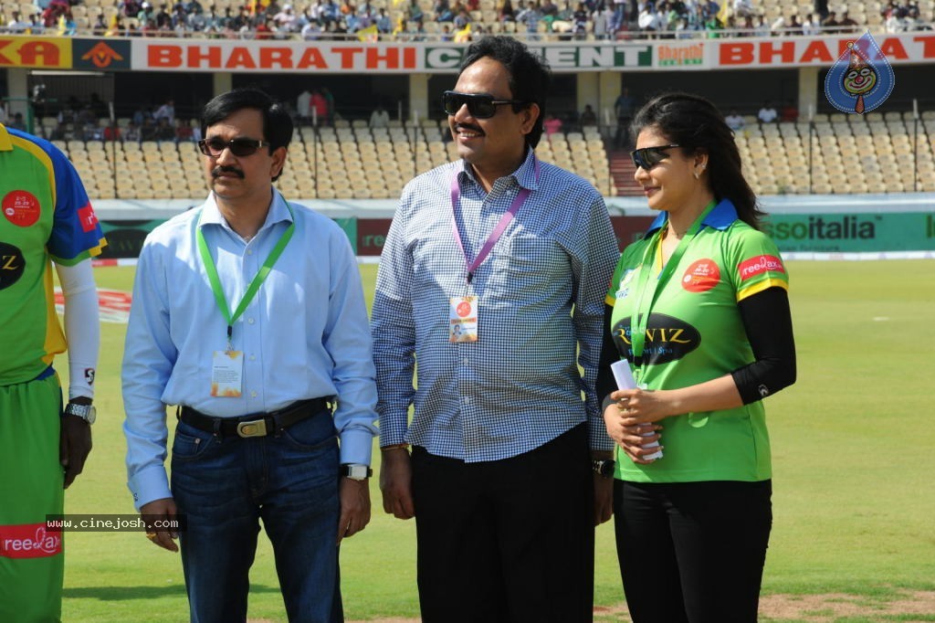 Chennai Rhinos Vs Kerala Strikers Match Photos 02 - 61 / 105 photos