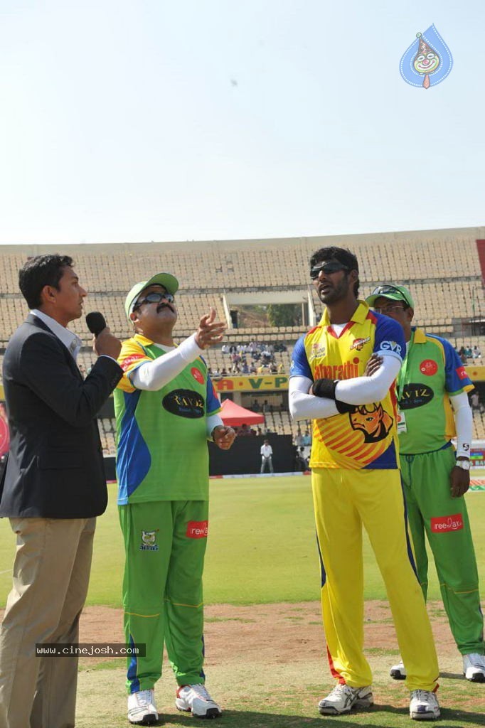 Chennai Rhinos Vs Kerala Strikers Match Photos 02 - 96 / 105 photos