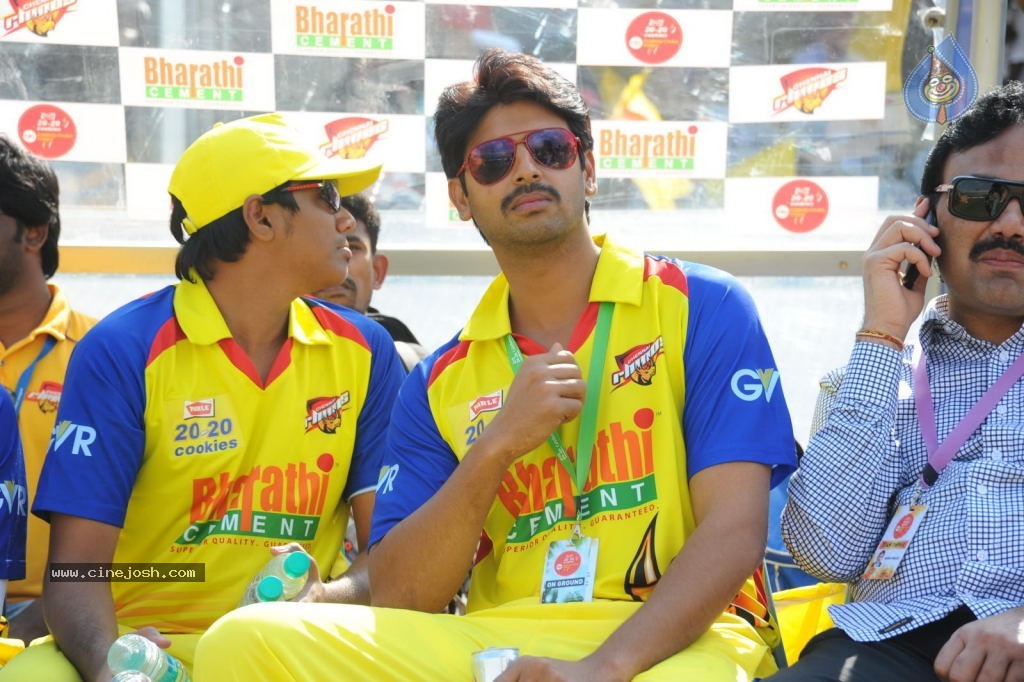 Chennai Rhinos Vs Kerala Strikers Match Photos 03 - 12 / 96 photos