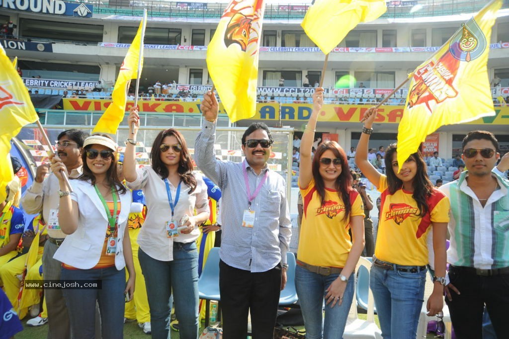 Chennai Rhinos Vs Kerala Strikers Match Photos 03 - 18 / 96 photos