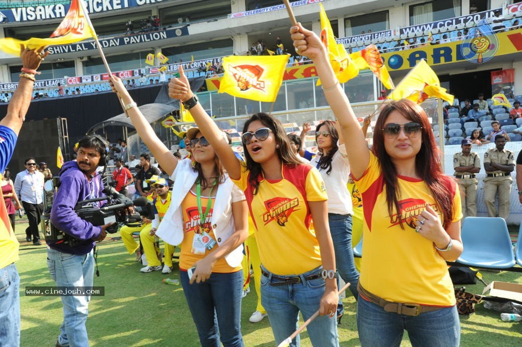 Chennai Rhinos Vs Kerala Strikers Match Photos 03 - 29 / 96 photos