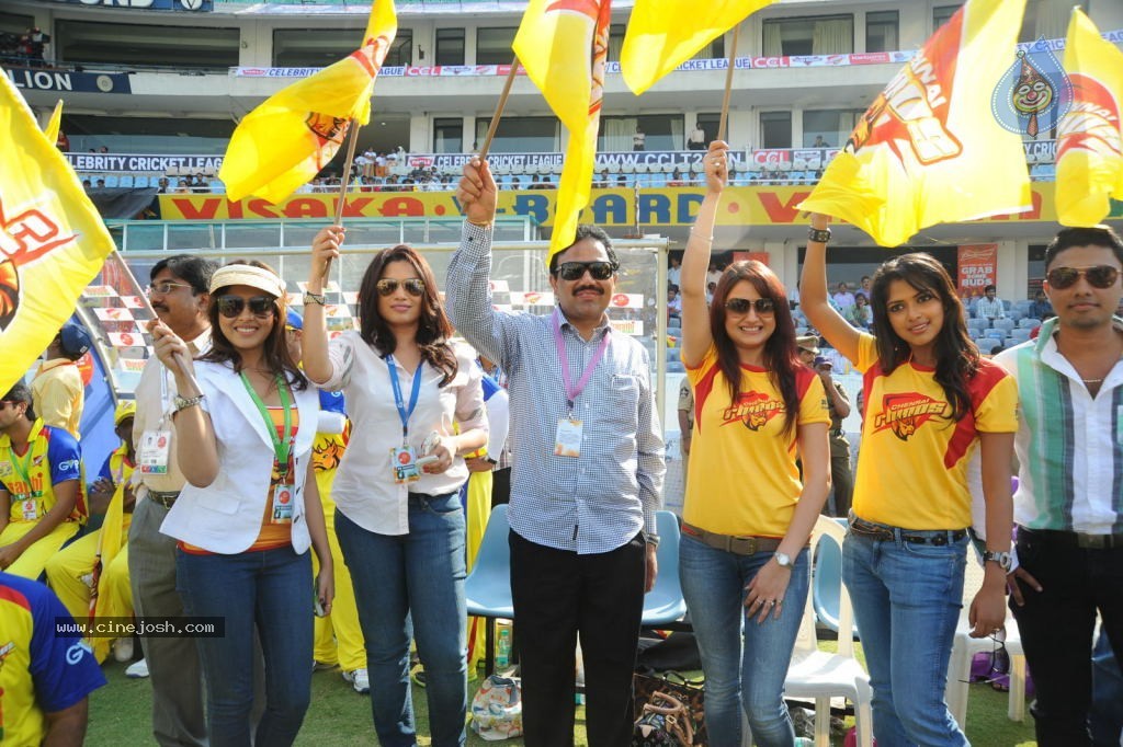 Chennai Rhinos Vs Kerala Strikers Match Photos 03 - 34 / 96 photos