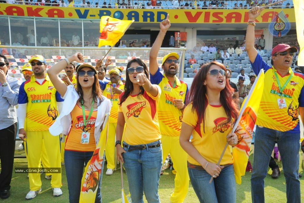 Chennai Rhinos Vs Kerala Strikers Match Photos 03 - 58 / 96 photos