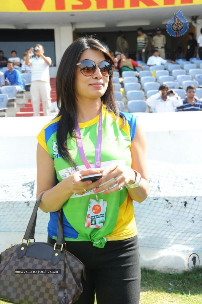 Chennai Rhinos Vs Kerala Strikers Match Photos 03 - 62 / 96 photos