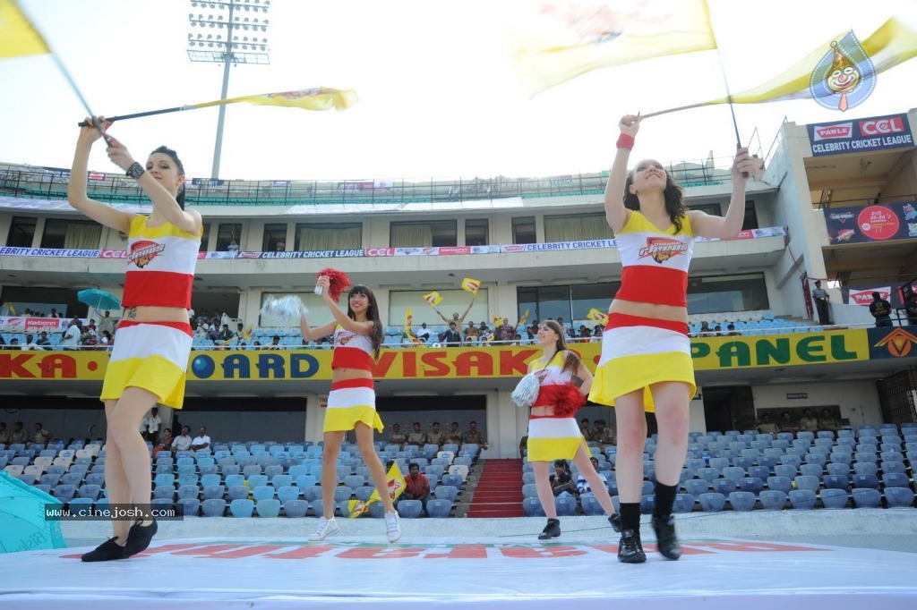 Chennai Rhinos Vs Kerala Strikers Match Photos 03 - 95 / 96 photos
