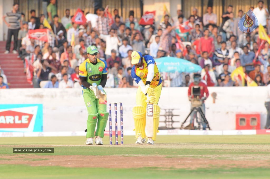 Chennai Rhinos Vs Kerala Strikers Match Photos 04 - 26 / 43 photos