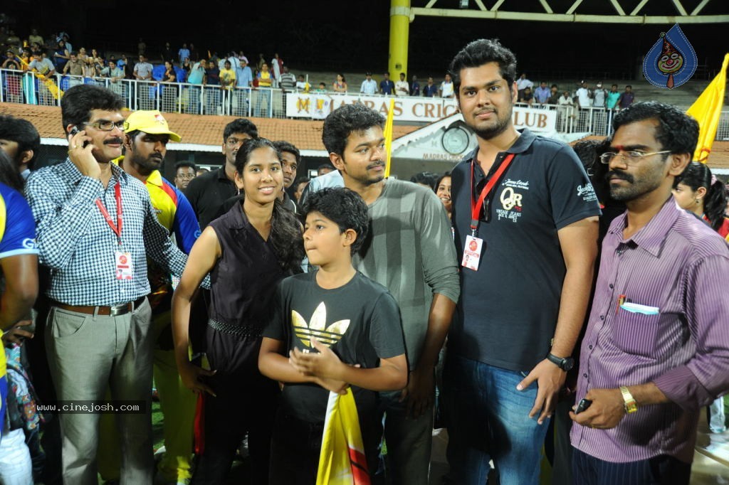 Telugu Warriors VS Chennai Rhinos Semi Final Match 01 - 40 / 72 photos