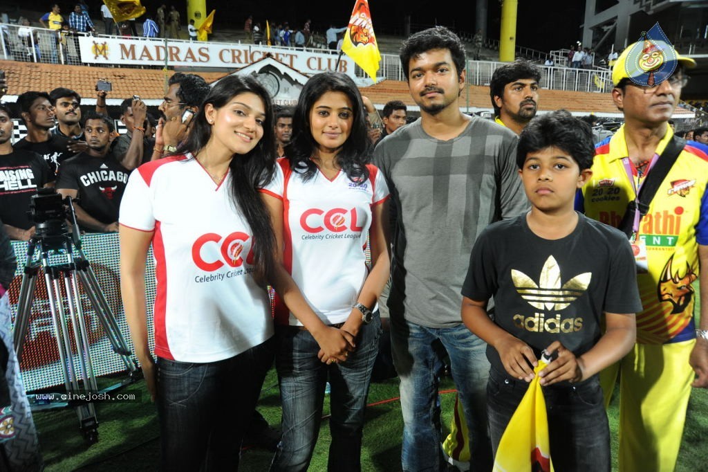 Telugu Warriors VS Chennai Rhinos Semi Final Match 01 - 43 / 72 photos