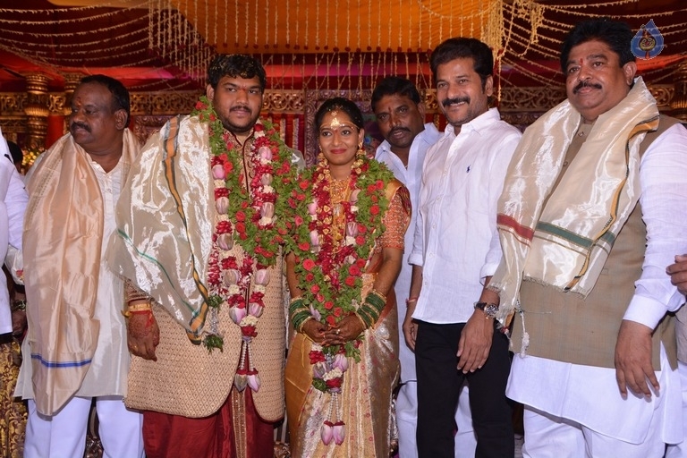 Chinna Srisailam Yadav Daughter Vanaja Wedding Photos - 22 / 83 photos
