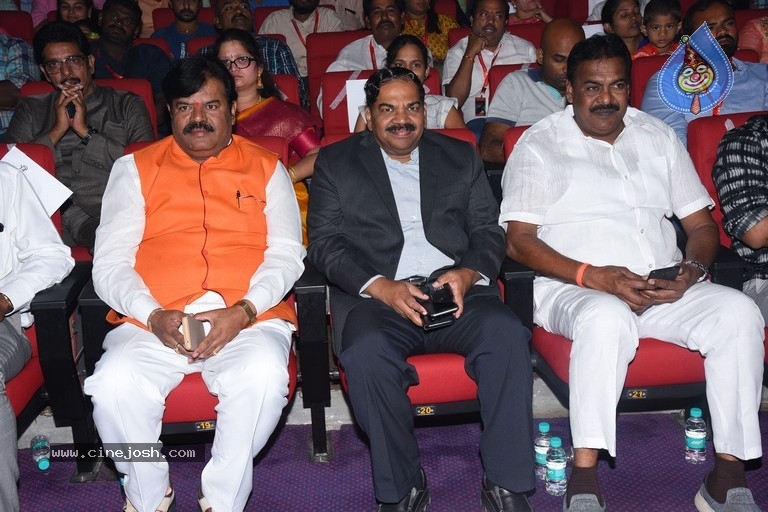 Chiranjeevi 63rd Birthday Celebrations 01 - 27 / 42 photos