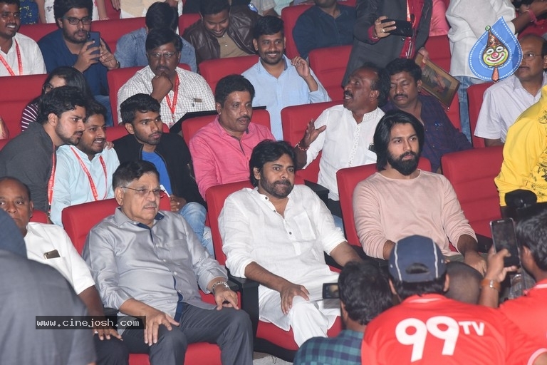 Chiranjeevi 63rd Birthday Celebrations 02 - 20 / 36 photos