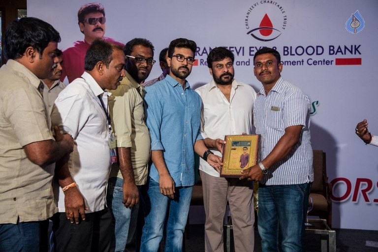 Chiranjeevi and Ram Charan Thanked The Blood Donors - 6 / 21 photos